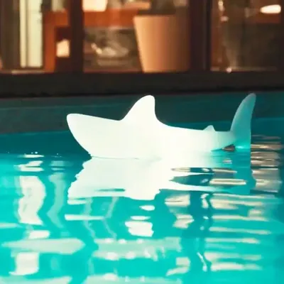 Outdoor decorative accessories - BOBB, The Shark - Floating Lamp - GOODNIGHT LIGHT
