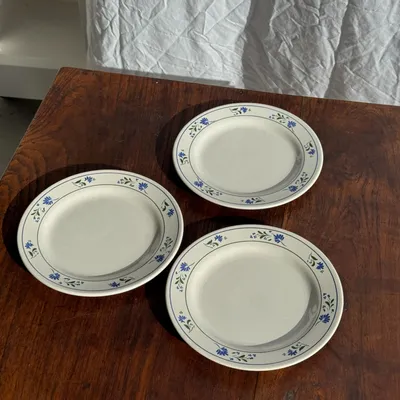 Everyday plates - Set of 3 small dessert plates with blue flower border Pas de Mar - OFFICE OBJETS
