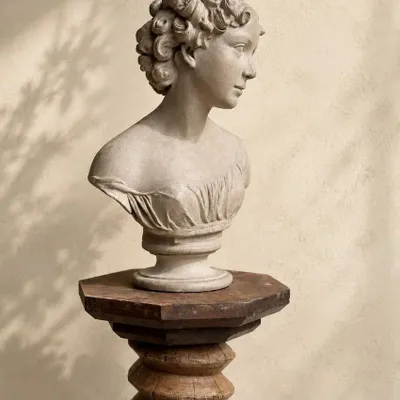 Outdoor decorative accessories - ROSA I – Contemporary Ceramic Decorative Bust - CERAMIC FACTORY