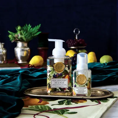 Soaps - Fig & Pear Foaming Soap — Michel Design Works - MAISON ROYAL GARDEN