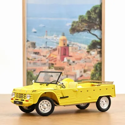 Cadeaux - Citroën Méhari Plage 1983 - Voiture miniature 1/18 - NOREV