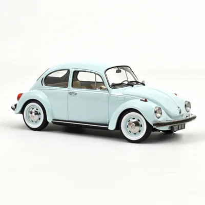 Cadeaux - Voiture miniature VW 1303 1973 Bleu pastel 1/18 - NOREV