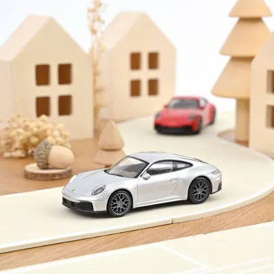 Jouets enfants - Voiture jouet Porsche 911 GTS 2024 Gris Argent polaire Jet-car 1/43 - NOREV
