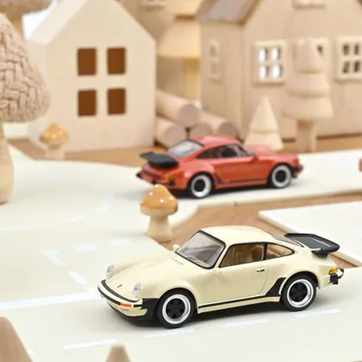 Jouets enfants - Voiture jouet Porsche 911 Turbo 1978 Beige Jet-car 1/43 - NOREV