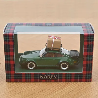 Jouets enfants - Voiture jouet Porsche 911 Turbo 1978 Noël Jet-car 1/43 - NOREV