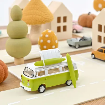 Jouets enfants - Voiture jouet VW Combi T2b 1973 Vert Sauge Jet-car 1/43 - NOREV