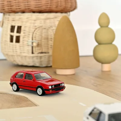 Jouets enfants - Voiture jouet VW Golf GTI G60 1990 Rouge Jet-car 1/43 - NOREV