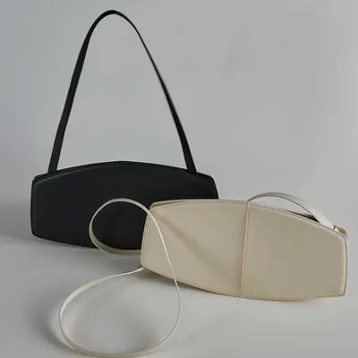 Bags and totes - [PULBAT] Han - J bag - KOREA CRAFT&DESIGN FOUNDATION