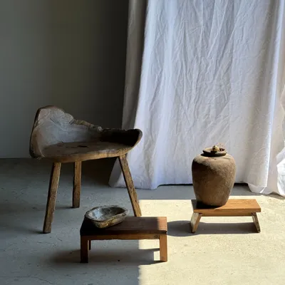 Footrests - Small antique rectangular quadripod teak bench from Indonesia H20 L45 - OFFICE OBJETS
