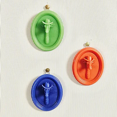 Gifts - Gallery Giraffe - scented cameo - PONPON CURIOSITAS