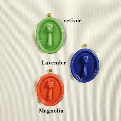 Gifts - Gallery Ostrich - scented cameo - PONPON CURIOSITAS