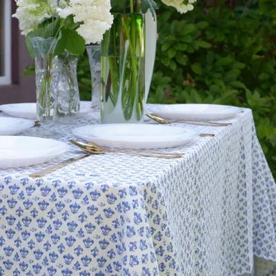 Table cloths - 100% linen tablecloth - Blue Fleur de lis print on heavy linen - NORRAVILLA