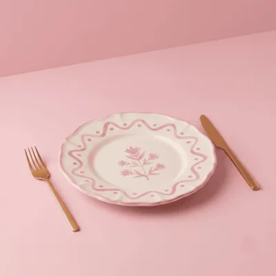 Everyday plates - Scalloped Floral Dessert Plate | Hand-crafted Ceramic | 8.5 Inch - CASA AMAROSA