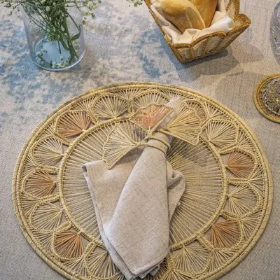 Formal plates - ÉVENTAIL - MAISON MACONDO