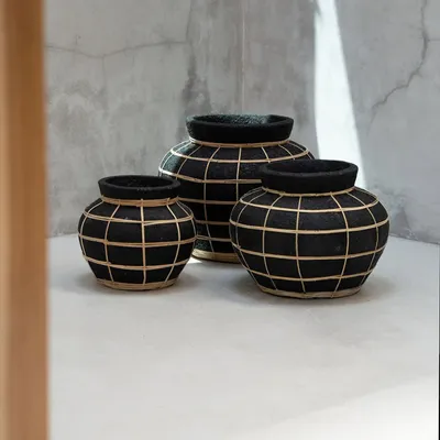 Vases - Le Vase Belly - Noir Naturel - L - BAZAR BIZAR LIVING
