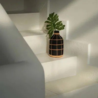 Vases - Le Vase Whoopy - Noir Naturel - L - BAZAR BIZAR LIVING