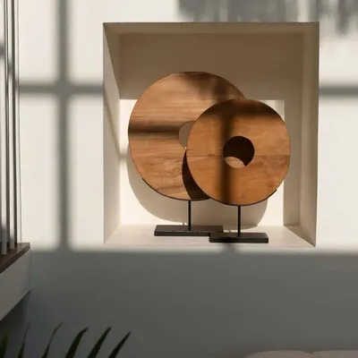 Sculptures, statuettes et miniatures - Le Grand Disque En Teck Sur Support - BAZAR BIZAR LIVING