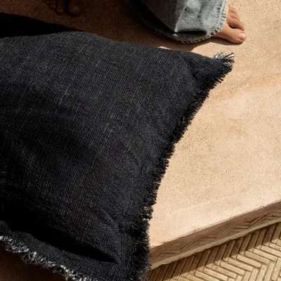 Coussins - La Housse de Coussin Azure Fringe - Bleu Indien - BAZAR BIZAR LIVING