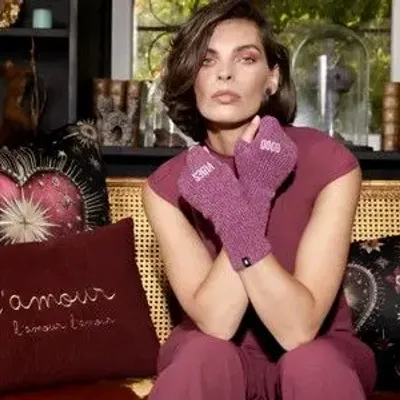 Apparel - Glitter message mittens - PODEVACHE