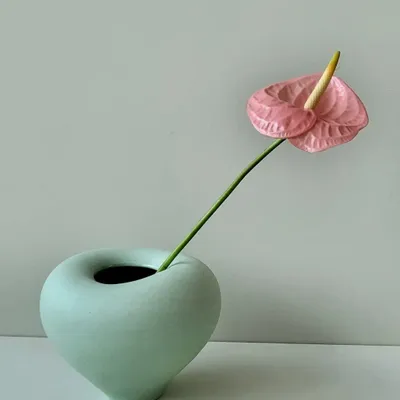 Ceramic - Jade Vase - KMOMENT