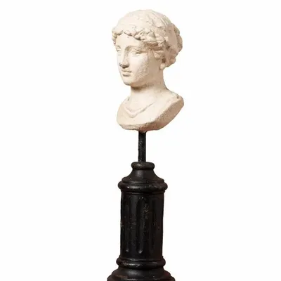 Sculptures, statuettes et miniatures - Sculpture sur socle Lucretia - CHEHOMA