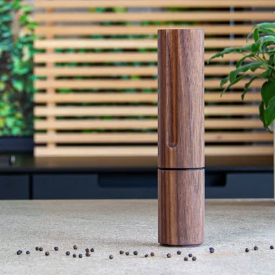 Spice grinders - TURN. High-precision pepper grinder - FINBEAUX