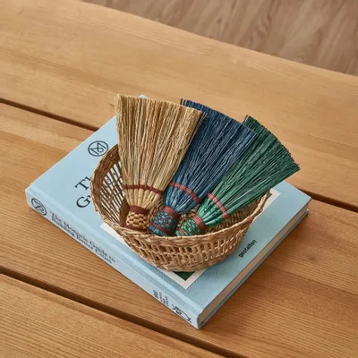 Brosserie - Brosses et Balais en Sorgho Faits Main - BAAN BOON BROOMS