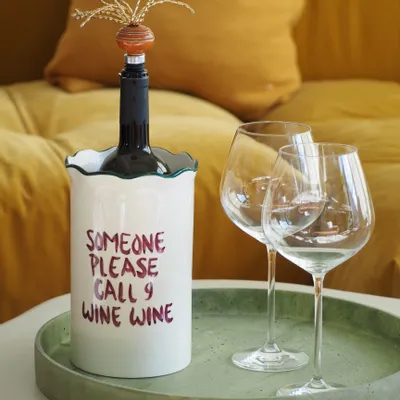 Accessoires pour le vin - Wine cooler 'Someone please call 9 wine wine' - STUDIO NOTICED