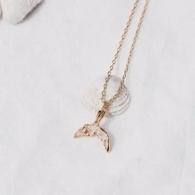Jewelry - Whale - Tail Pendant Necklace - CÂPÂ JEWELRY