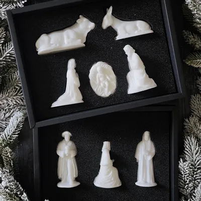 Objets de décoration - Coffrets "Crèches" & "Rois Mages" - CIERGERIE DES PREMONTRES