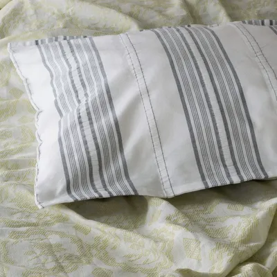 Beds - striped pillowcase - white with black - OTTOMANIA