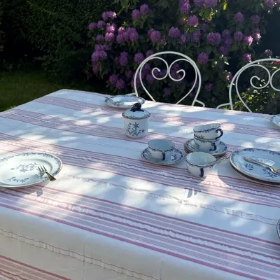 Autres décorations de Noël - nappe avec frange cerise - OTTOMANIA