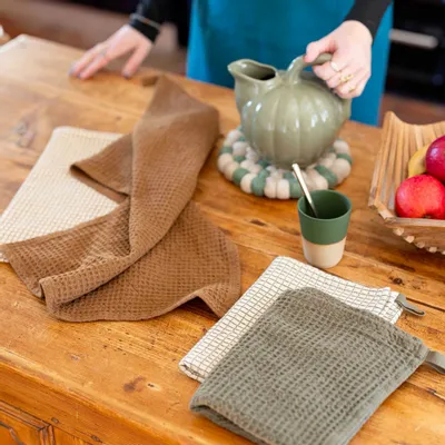 Dish towels - Two-tone waffle weave kitchen towel Mumba Capre Naturel 50 X 70 - MAISON VIVARAISE - SDE VIVARAISE WINKLER