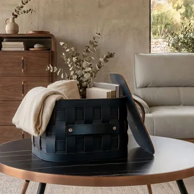 Baskets - Square decorative storage basket in dark blue regenerated leather with lid - ANGEL CERDÁ