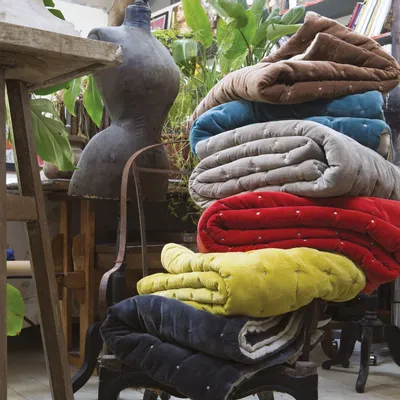 Linge de lit - Chemin de Lit Uni Elise Vert de Gris 90 X 240 - MAISON VIVARAISE - SDE VIVARAISE WINKLER