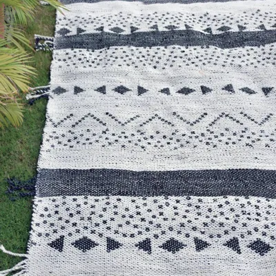 Rugs - Rug Callista Blanc/Noir 120 X 180 - MAISON VIVARAISE - SDE VIVARAISE WINKLER