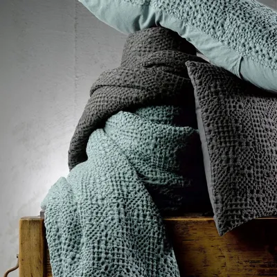 Bed linens - Tana Bed Throw Vert de gris 260 X 260 - MAISON VIVARAISE - SDE VIVARAISE WINKLER