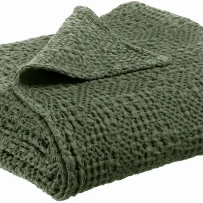 Throw blankets - Tana Throw Blanket Olive 140 X 200 - MAISON VIVARAISE - SDE VIVARAISE WINKLER