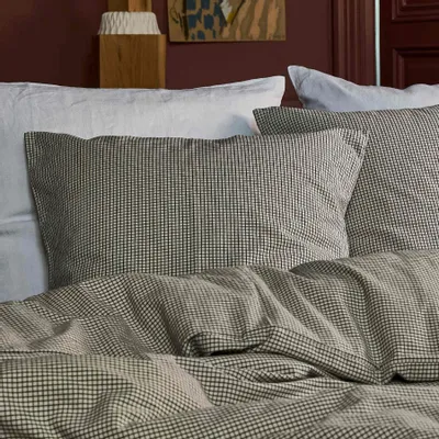 Linge de lit - Taie d'oreiller Gustave Caviar 65 x 65 - LA CERISE SUR LE GATEAU