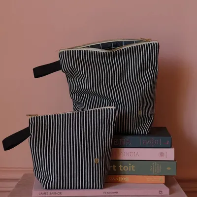 Pochettes - Trousse de toilette Basile Caviar L 28 x 23 x 10 - LA CERISE SUR LE GATEAU