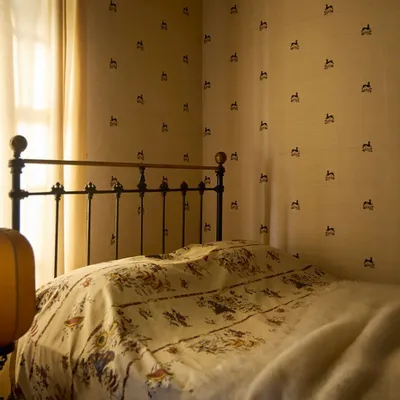 Wallpaper - Beastly Blooms Grasscloth Wallpaper - Pebble Beach - PAPIER WALLPAPER