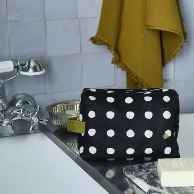 Pochettes - Trousse cube Mia Caviar L 22 x 14 10,5 - LA CERISE SUR LE GATEAU