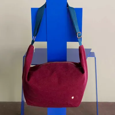 Sacs et cabas - Sac demi-lune Iona Wine 53 x 28 x 12 - LA CERISE SUR LE GATEAU