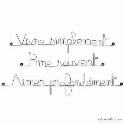 Autres décorations murales - Citation en fil de fer " Vivre, rire , aimer " - BIJOUX DE MUR