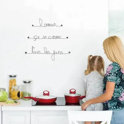 Other wall decoration - Wire Wall Decoration - "Love is cooked, ..." - BIJOUX DE MUR