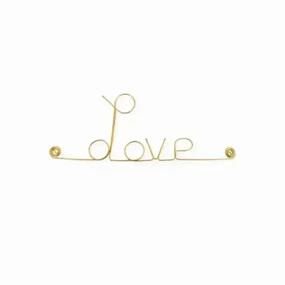 Objets déco enfant - Petit mot en fil de Laiton Doré " Love " - Décoration Murale - BIJOUX DE MUR