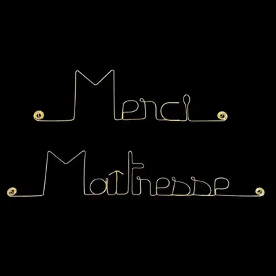 Cadeaux - Cadeau de fin d'année scolaire "Merci maîtresse" - Laiton - BIJOUX DE MUR
