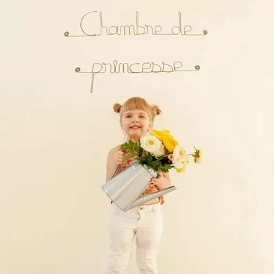 Objets déco enfant - Décoration Murale en Laiton Doré : " Chambre de princesse " - BIJOUX DE MUR