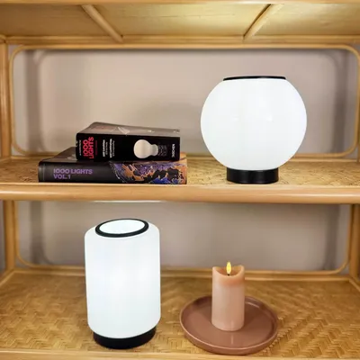Lampes à poser - Lampe à poser en verre blanc et métal noir, TEORA - C-CRÉATION | BOUDET