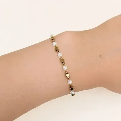 Bracelets - Bracelet Énergie en Cristal de Roche AA – Perles Dorées - ARABESK